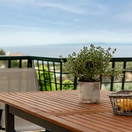 οrama - 1 & 4 Stone View Close To The Castle At Bohali Hill Apartment *