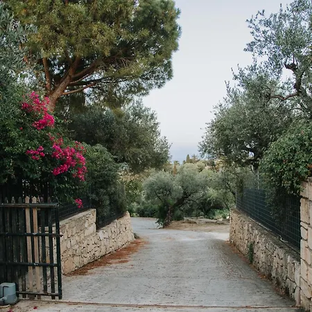 οrama - 1 & 4 Stone View Close To The Castle At Bohali Hill Apartment *